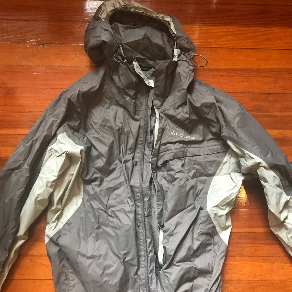 Columbia Rain Jacket